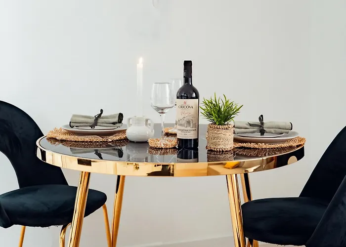 Cozy Aparthotel - Ultracentral Luxury Apartments Iasi